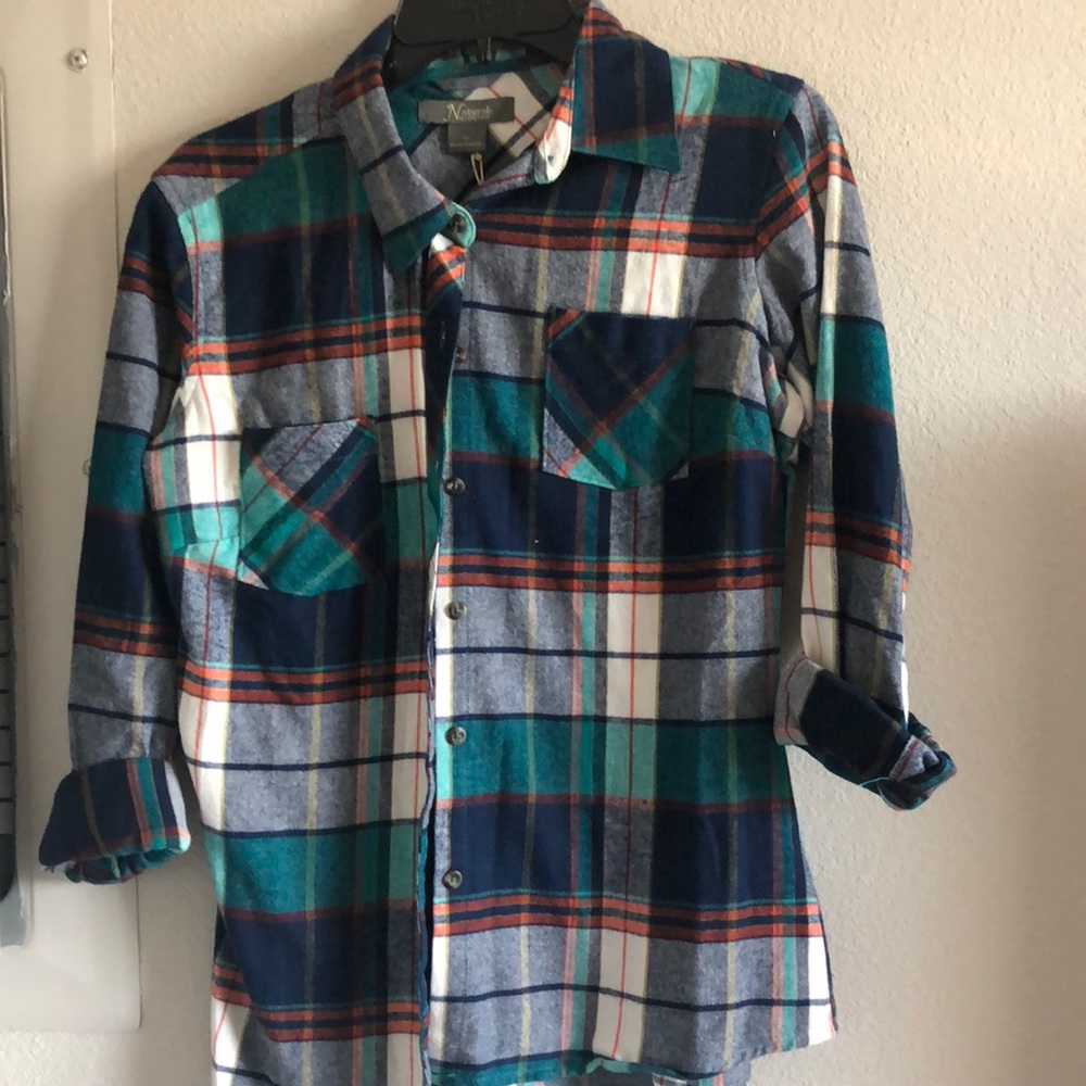 Women’s plaid shirt